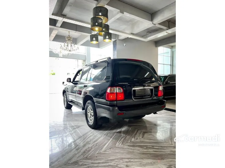 2001 Toyota Land Cruiser Cygnus V8 Wagon