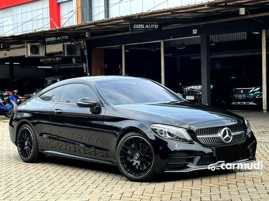 2019 Mercedes-Benz C300 AMG Line Coupe