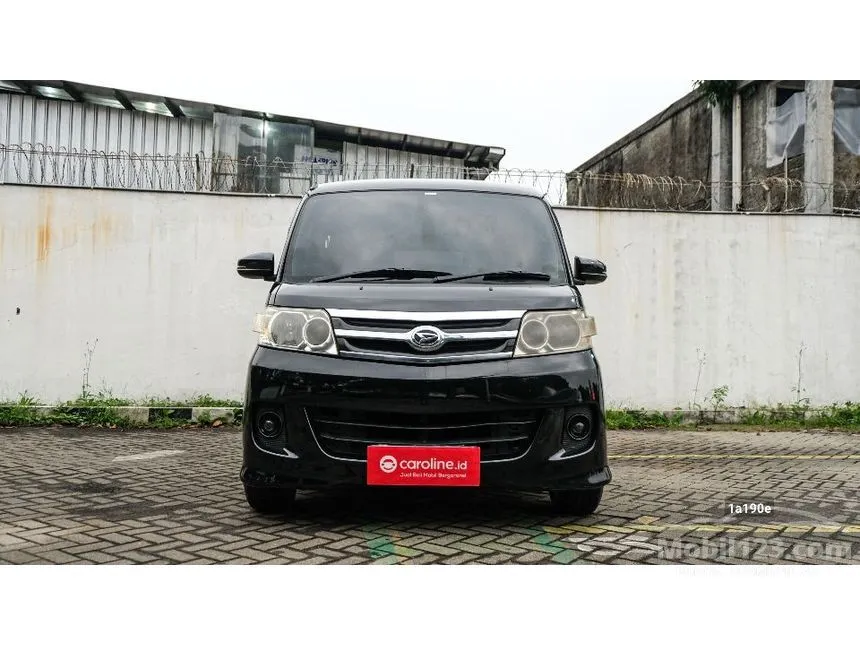 2011 Daihatsu Luxio X Van