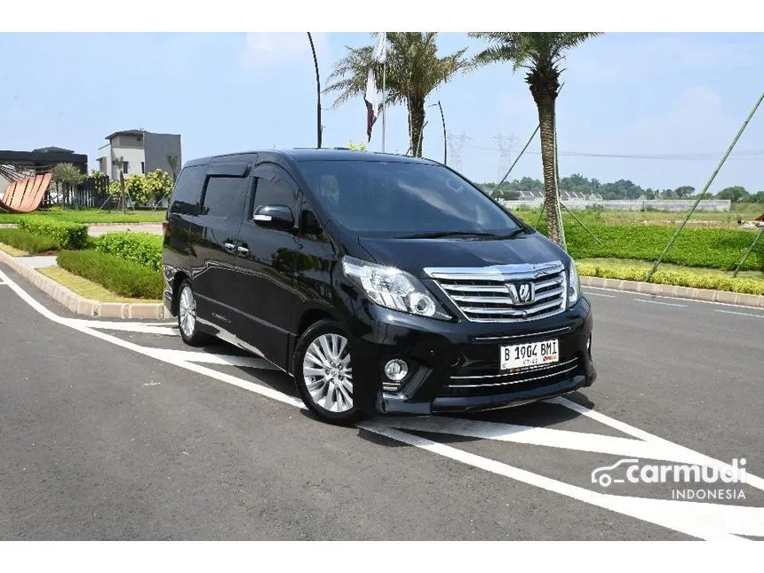 2014 Toyota Alphard SC MPV