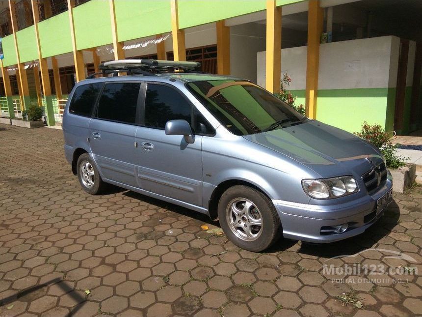 Hyundai trajet 2007