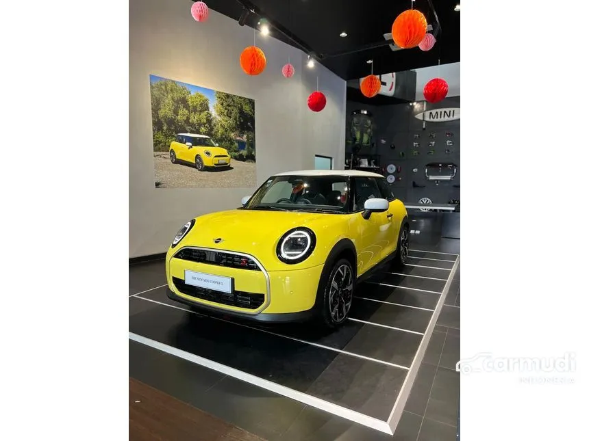 2025 MINI Cooper S 3 Door Hatchback