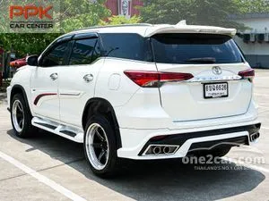 2016 Toyota FORTUNER 2.4 V SUV