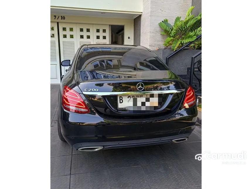 2017 Mercedes-Benz C200 Avantgarde Sedan