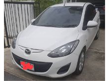 2012 Mazda 2 1.5 (ปี 09-14) Elegance Groove Sedan AT