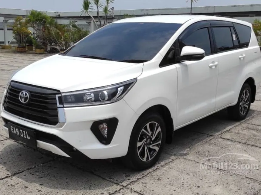 Jual Mobil Toyota Kijang Innova 2022 V 2.4 di DKI Jakarta Automatic MPV Putih Rp 425.000.000