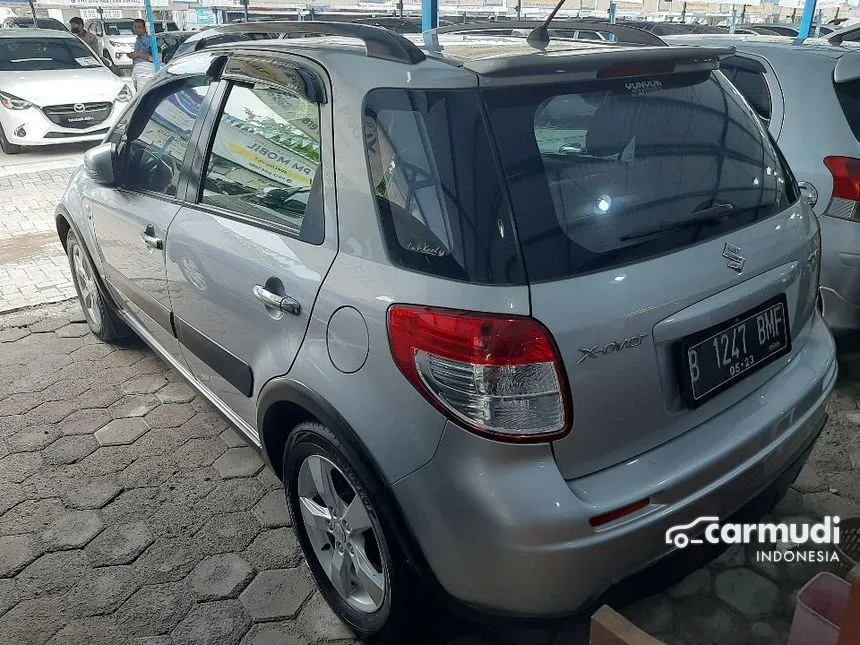 2011 Suzuki SX4 Cross Over Hatchback