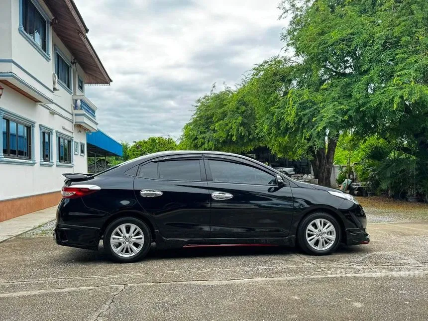 2019 Toyota Yaris Ativ E Sedan