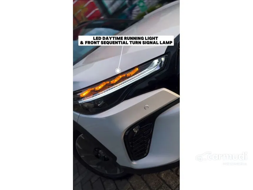 2025 Toyota Corolla Cross Hybrid SUV