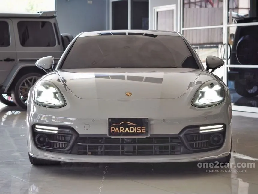 2019 Porsche Panamera 4 E-Hybrid Sedan