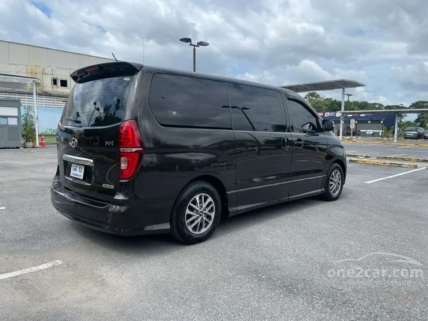 2019 Hyundai H-1 Elite Van