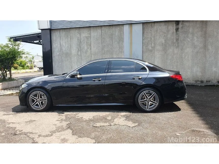 2023 Mercedes-Benz C300 AMG Line Sedan