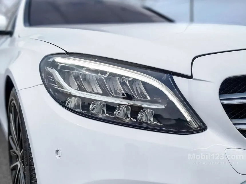 2019 Mercedes-Benz C200 EQ Boost Avantgarde Line Sedan