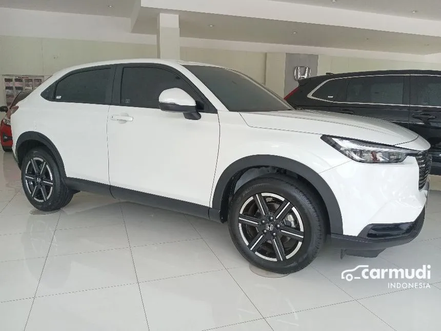 2025 Honda HR-V S SUV