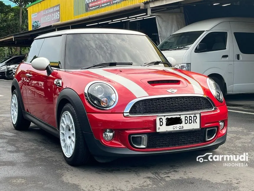 2013 MINI Cooper S 3 Door Hatchback