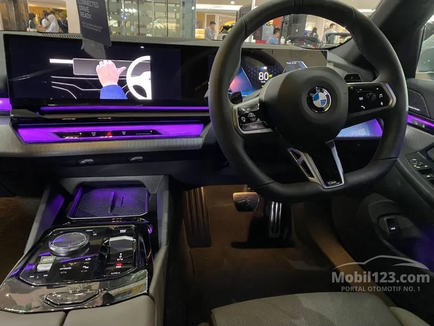 2025 BMW 520i M Sport Sedan