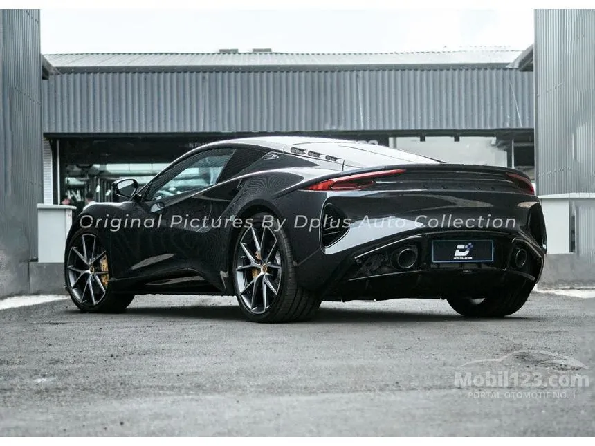 2023 Lotus Emira Coupe