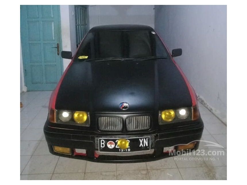 1994 BMW 320i E36 2.0 Manual Sedan