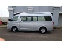 2024 Toyota Hiace 3.0 Commuter Van Diesel 16 Seater MT Manual Silver Metalik NIK 2024 [ LOW KM 12RB ]