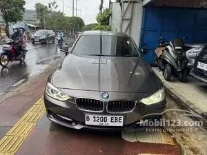 2015 BMW 320i 2.0 Luxury Sedan