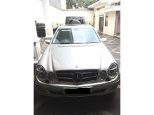 2004 Mercedes-Benz E240 2.6 Sedan
