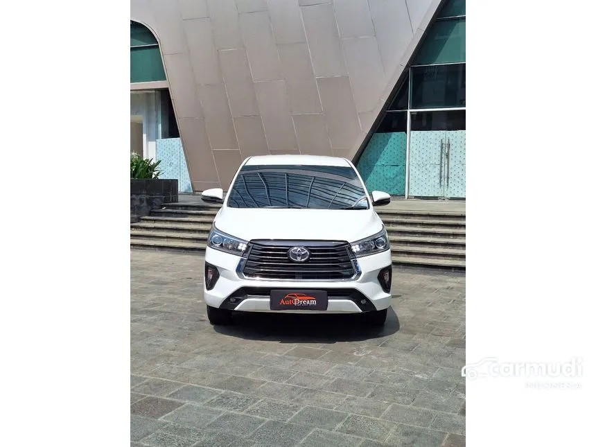 2022 Toyota Kijang Innova V MPV