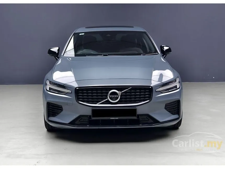 2020 Volvo S60 Recharge T8 R-Design Sedan