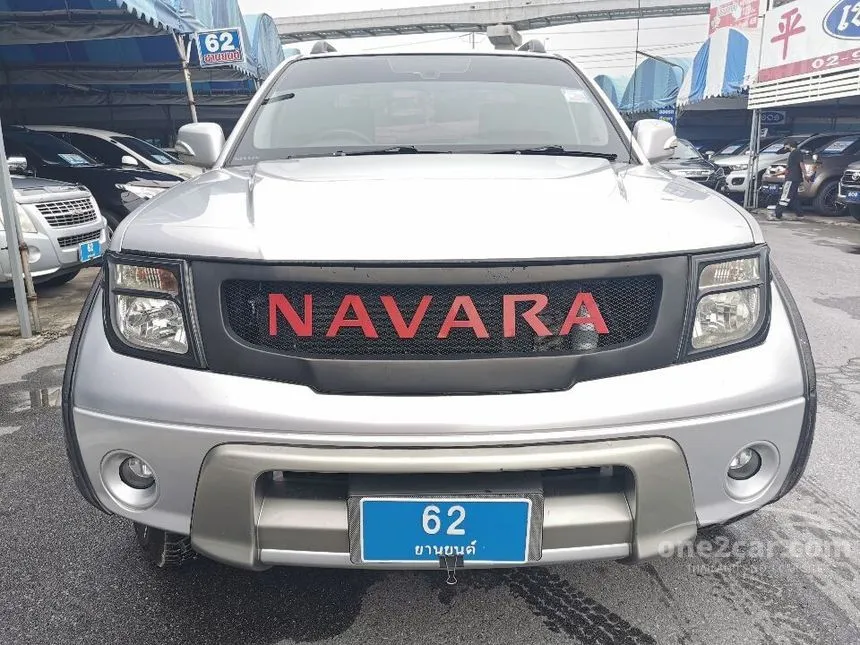 2013 Nissan Frontier Navara Calibre SE Pickup