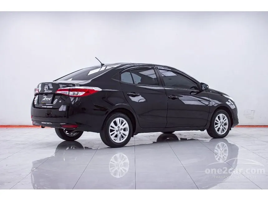 2017 Toyota Yaris Ativ E Sedan