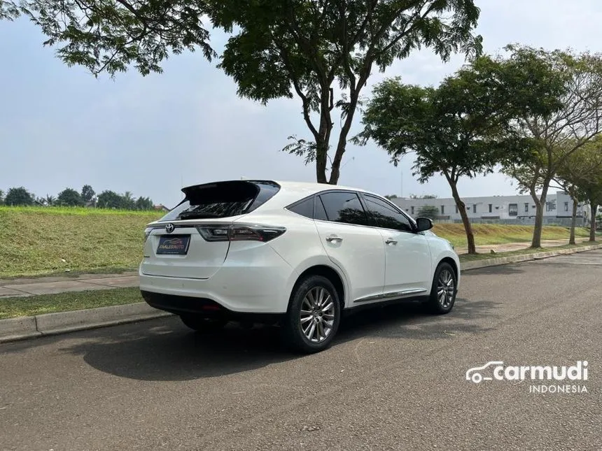 2014 Toyota Harrier SUV