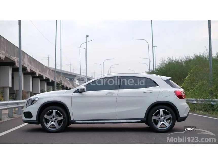 2016 Mercedes-Benz GLA200 Sport SUV
