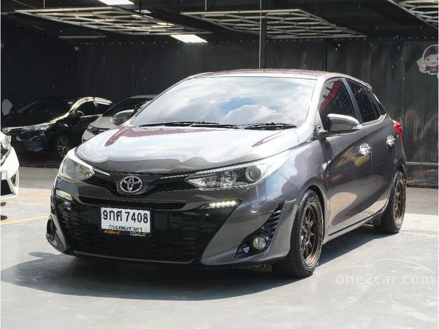 2018 Toyota YARIS G Hatchback