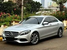 2017 Mercedes-Benz C200 2.0 Avantgarde Sedan