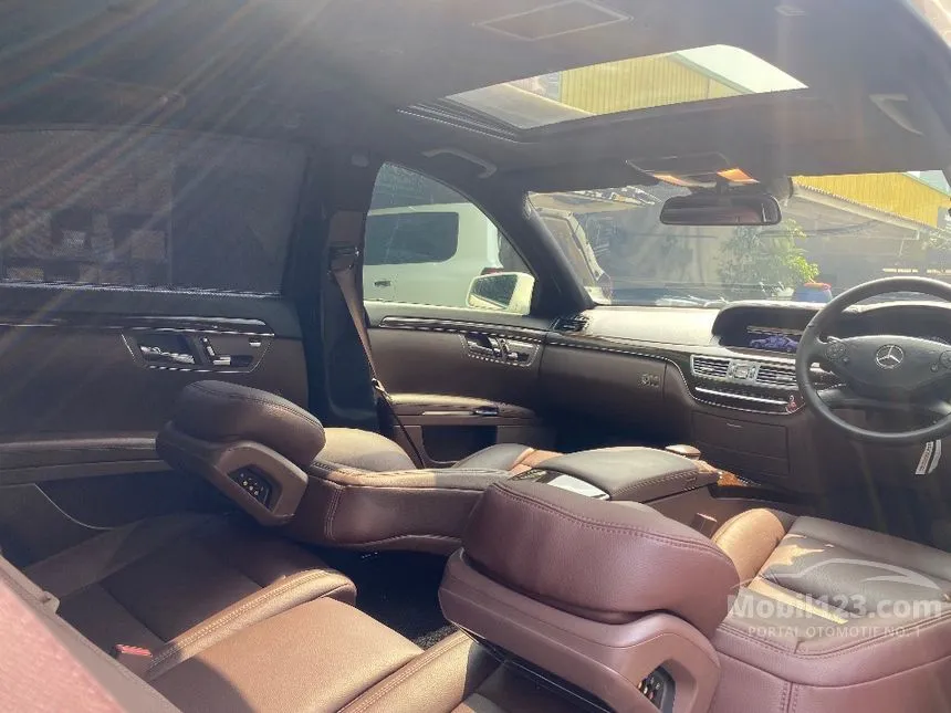 2012 Mercedes-Benz S300L Solitaire Sedan