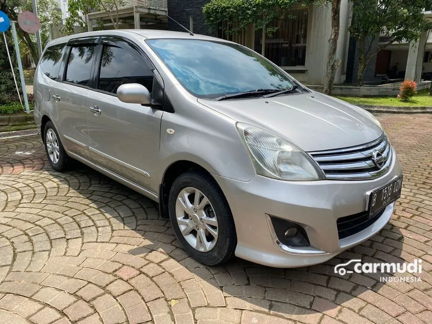 2013 Nissan Grand Livina XV MPV