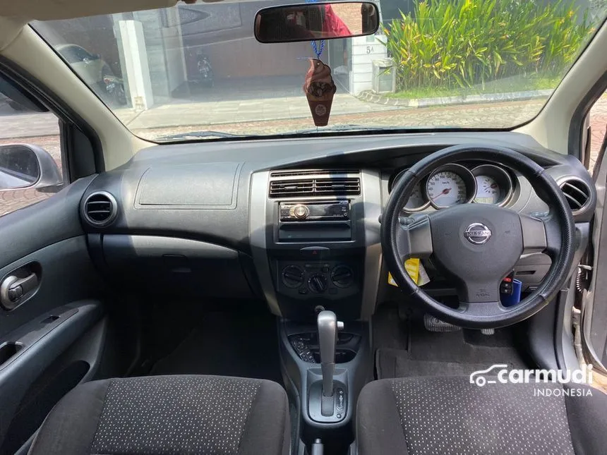 2013 Nissan Grand Livina XV MPV