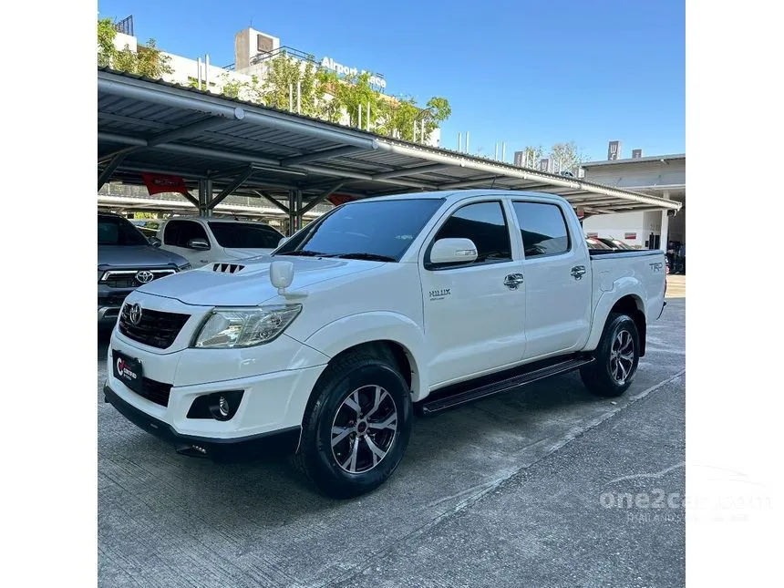 2013 Toyota HILUX VIGO Champ E TRD Sportivo Prerunner Double Cab Pickup