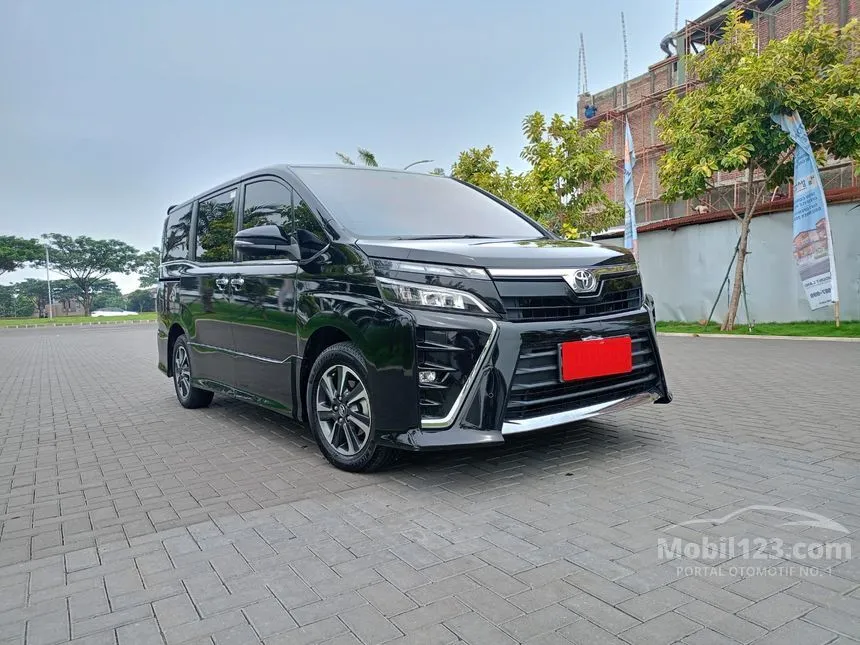 Jual Mobil Toyota Voxy 2018 2.0 di Banten Automatic Wagon Hitam Rp 335.000.000