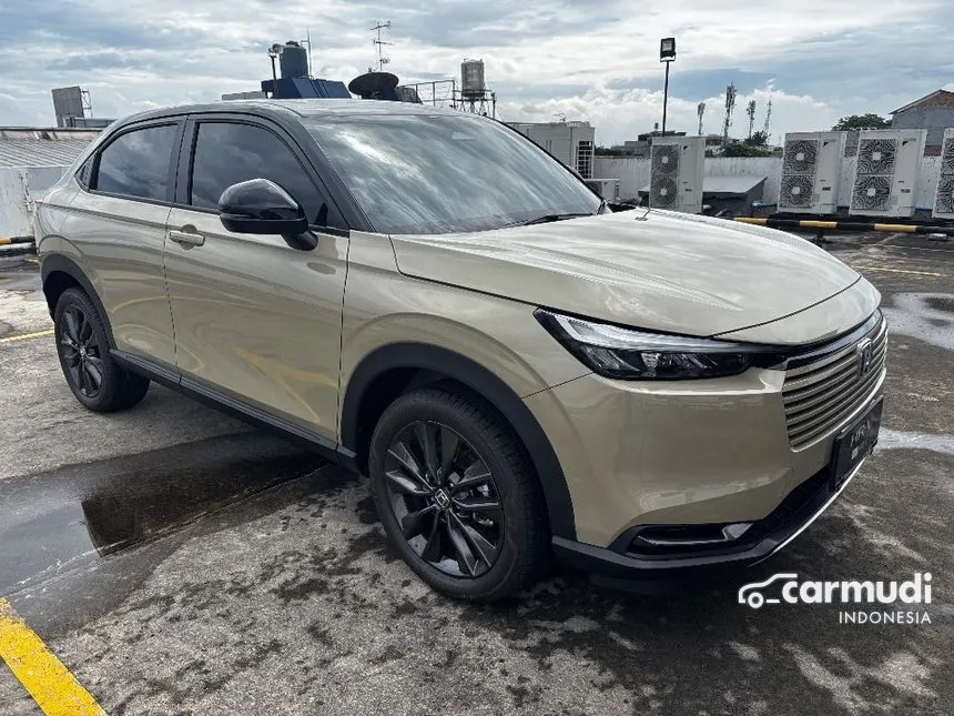 2025 Honda HR-V e:HEV SUV