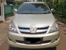 2005 Innova 2.7 V Captain Seat