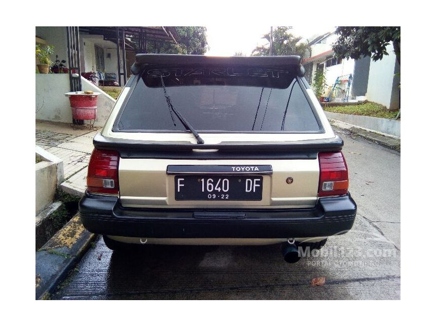 Jual Mobil  Toyota  Starlet  1989 1 1 0 di Lampung  Manual 