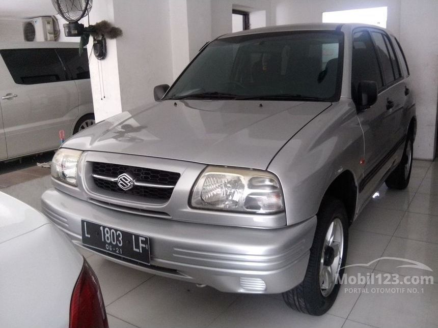 Jual Mobil Suzuki Escudo 2005 1.6 di Jawa Timur Manual SUV Jual Mobil Suzuki Escudo 2005 1.6 di Jawa Timur Manual SUV