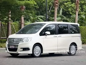 2013 Honda STEPWGN 2.0 Spada JP Wagon