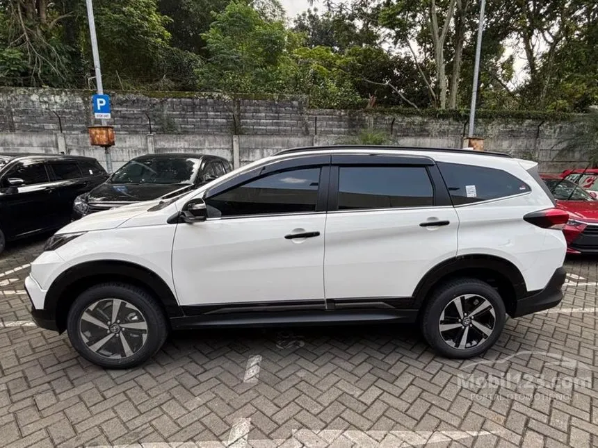 2025 Toyota Rush GR Sport SUV