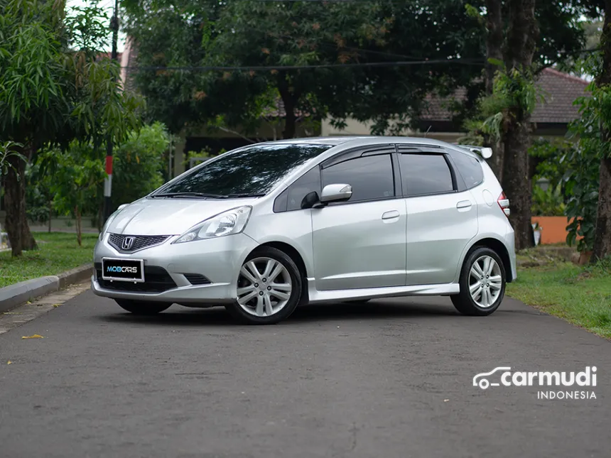 Jual Mobil Honda Jazz 2010 RS 1.5 di DKI Jakarta Automatic Hatchback Silver Rp 128.000.000