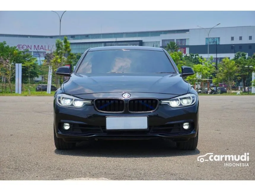 2017 BMW 320i Sport Sedan