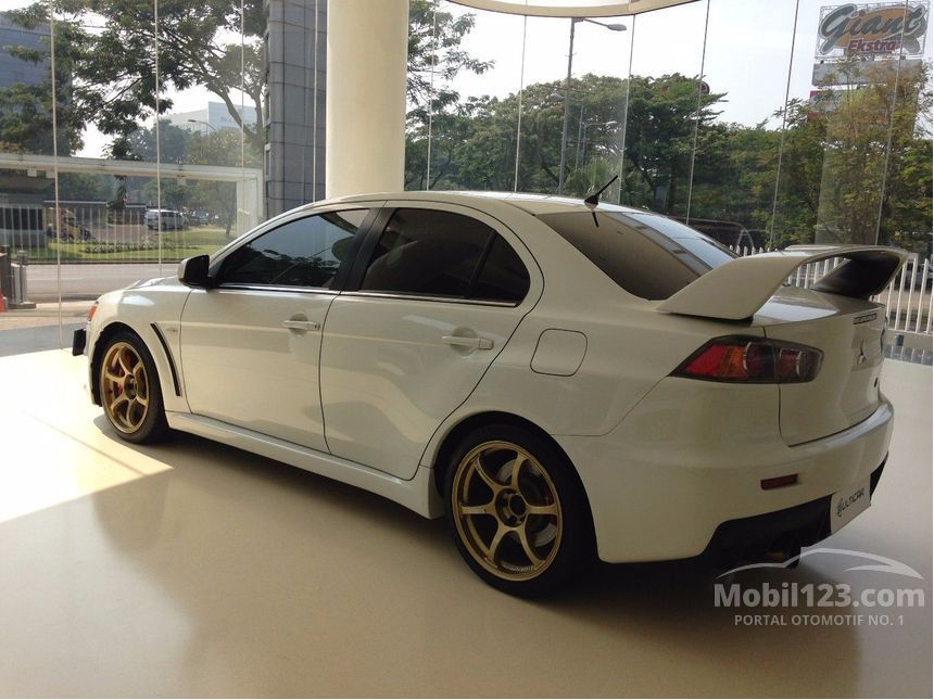 2008 Mitsubishi Lancer Evolution Evolution X Sedan