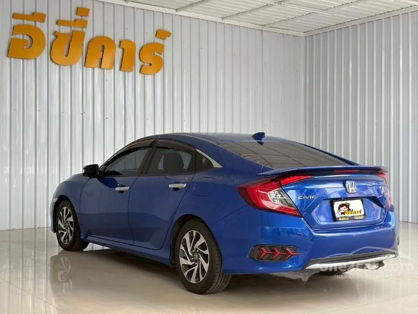 2019 Honda CIVIC Turbo RS Sedan