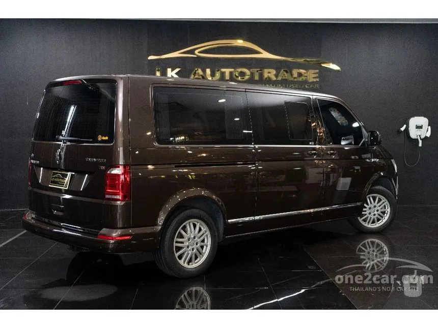 2018 Volkswagen CARAVELLE TDi Comfortline Van