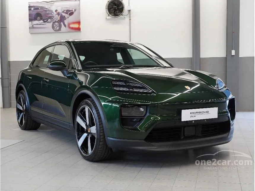 2025 Porsche MACAN 4 Electric SUV